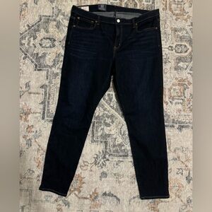 GAP NWT Skinny mid rise jeans- size 18